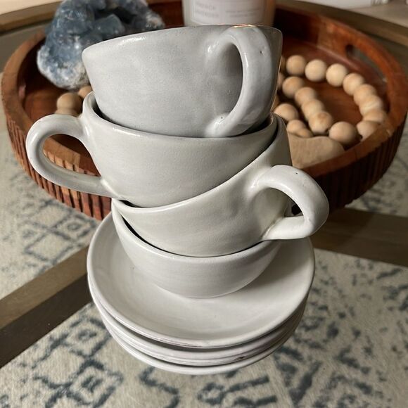 Stackable Tea/Cofee Cups and Saucers, White - Set of 4. - Picture 5 of 5